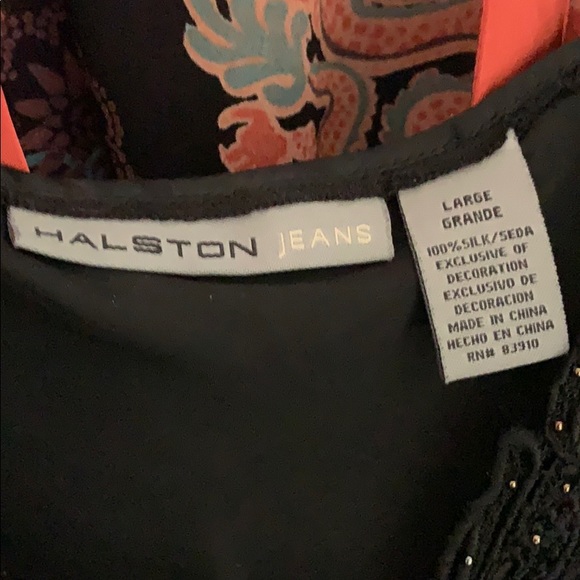 Assortment of clothes - Picture 12 of 16